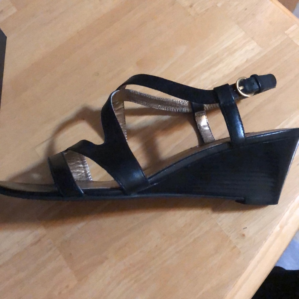 Black strappy wedges - Picture 7 of 7